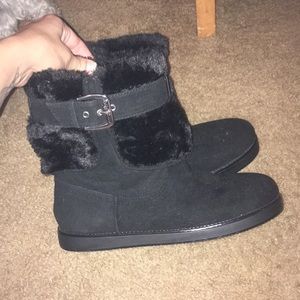Brand new guess boots